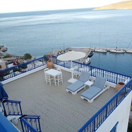 Marinas Studios Livadia  Екстериор снимка
