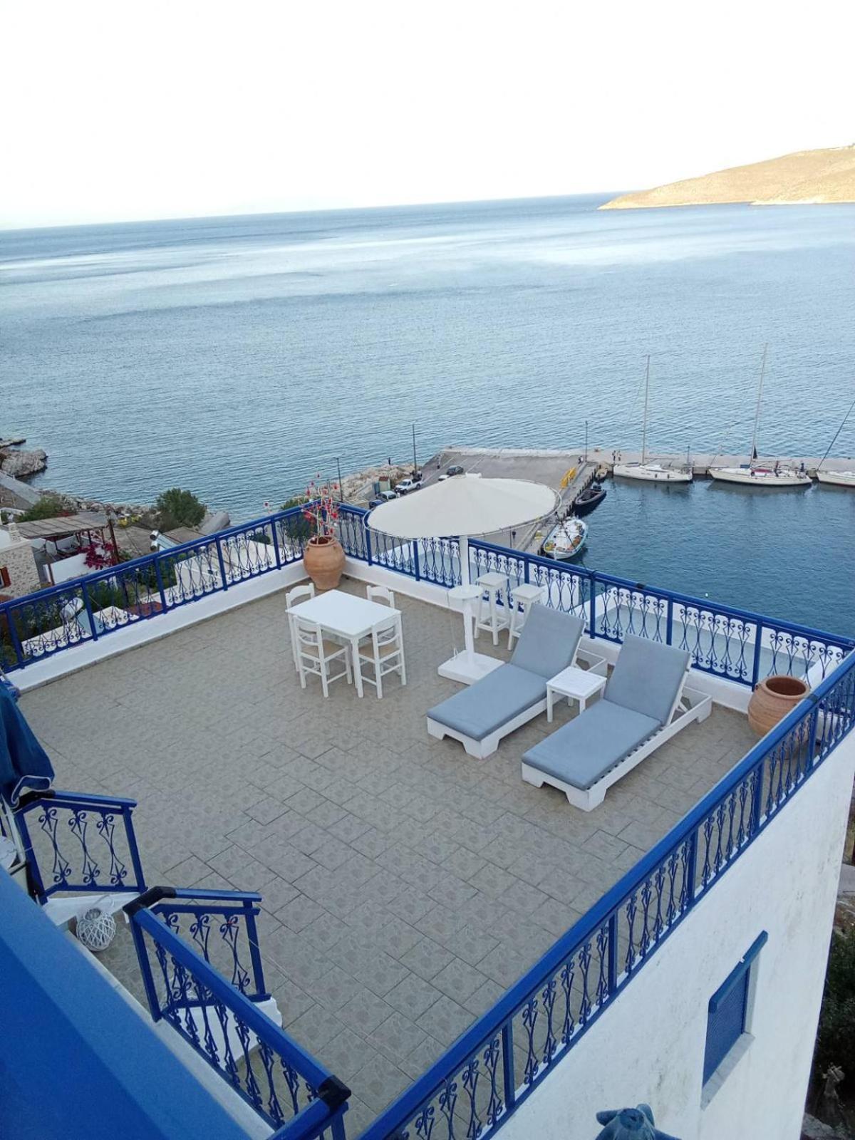 Marinas Studios Livadia  Екстериор снимка